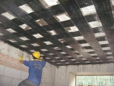 <a href=http://m.cg-steel.com target=_blank class=infotextkey>碳纖維加固</a>與粘鋼加固相比,哪種方法更好?